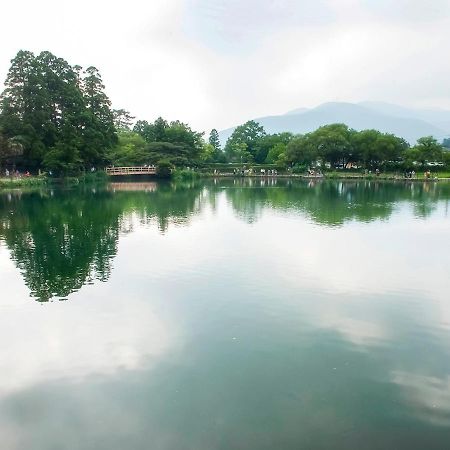 ホテル ペンション 金鱗湖 豊の国 由布市 エクステリア 写真